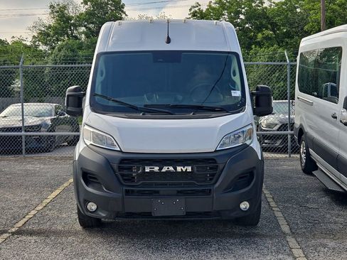 Used 2025 RAM ProMaster 2500 w/ Convenience Group FWD image 6