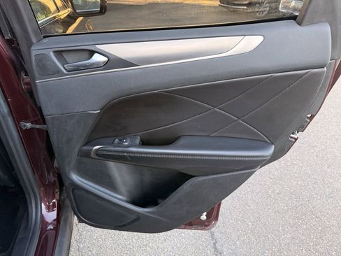 Used 2017 Lincoln MKC Select w/ Select Plus Package image 14