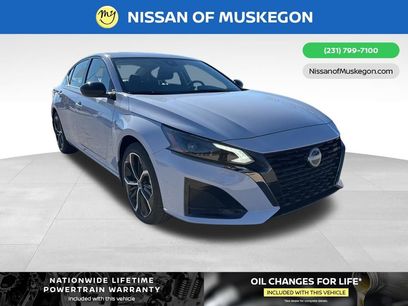 New 2025 Nissan Altima 2.5 SR w/ SR Premium Package