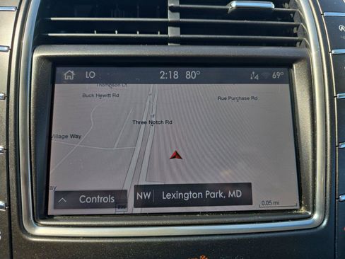 Used 2019 Lincoln Nautilus Black Label AWD/4WD image 16
