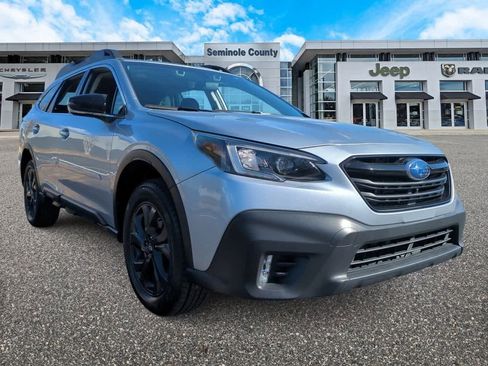 Used 2022 Subaru Outback Onyx Edition XT image 2