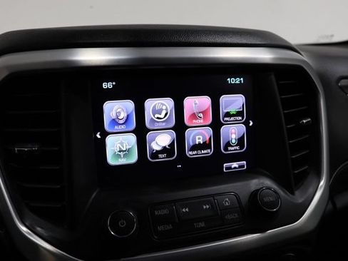 Used 2017 GMC Acadia SLT FWD image 25