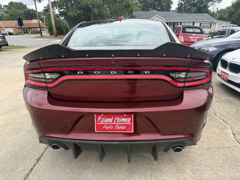 Used 2019 Dodge Charger GT RWD image 6