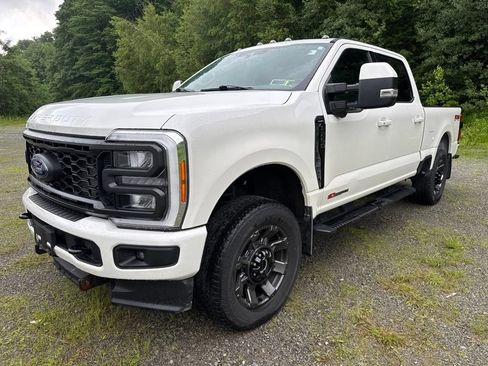 Used 2023 Ford F250 Lariat w/ Sport Appearance Package AWD/4WD image 1