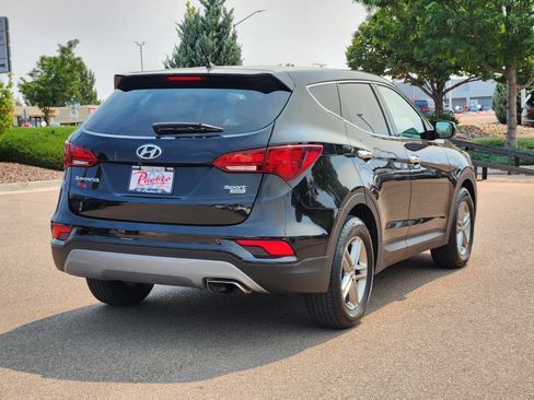 Used 2018 Hyundai Santa Fe Sport AWD/4WD image 3