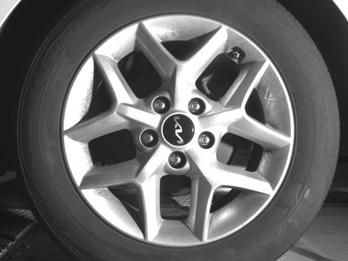 Used 2025 Kia Soul LX w/ LX Technology Package image 14