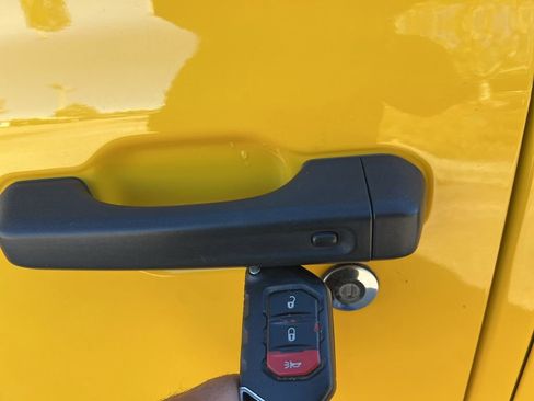 Used 2020 Jeep Wrangler Unlimited Rubicon image 15