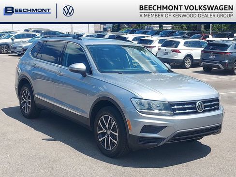 Used 2020 Volkswagen Tiguan SE w/ Panoramic Sunroof Package AWD/4WD image 1