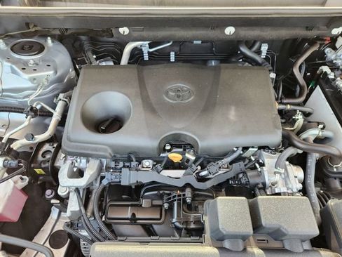 Used 2024 Toyota RAV4 XLE image 22