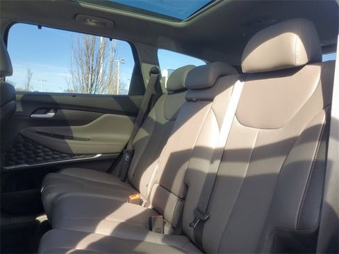 Used 2020 Hyundai Santa Fe Limited image 10