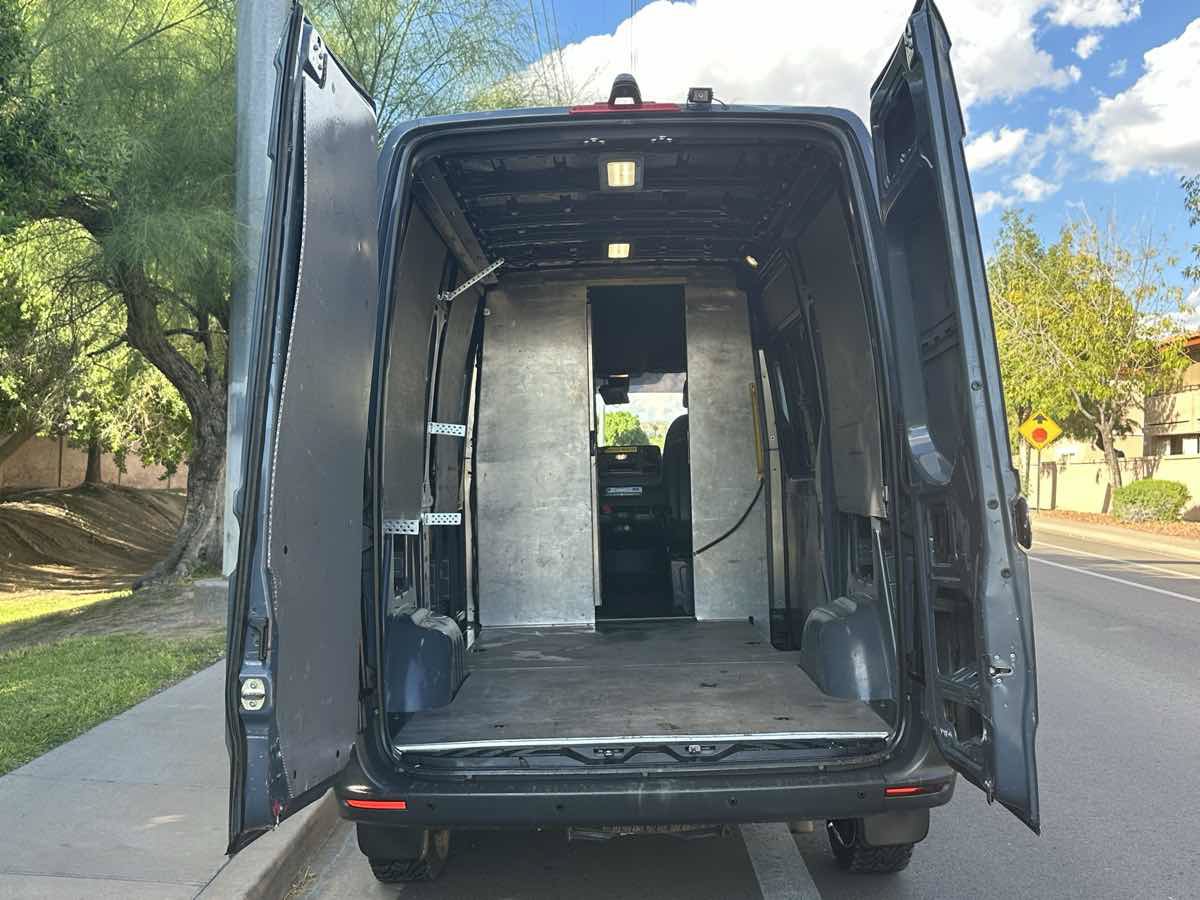 Used 2019 Mercedes-Benz Sprinter 144 image 21