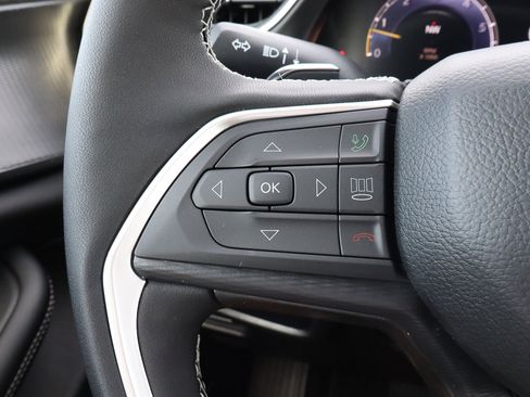 New 2025 Jeep Grand Cherokee Laredo w/ Luxury Tech Group I image 28