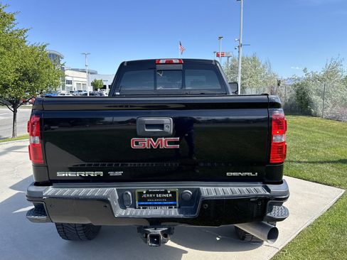 Used 2015 GMC Sierra 3500 Denali AWD/4WD image 4