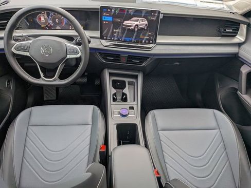 New 2026 Volkswagen Tiguan SE AWD/4WD image 14
