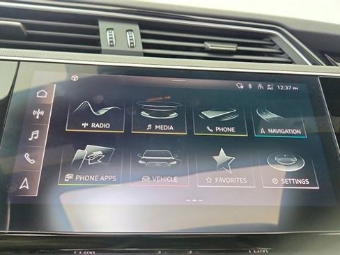 Used 2023 Audi e-tron S Prestige w/ Prestige Package image 48