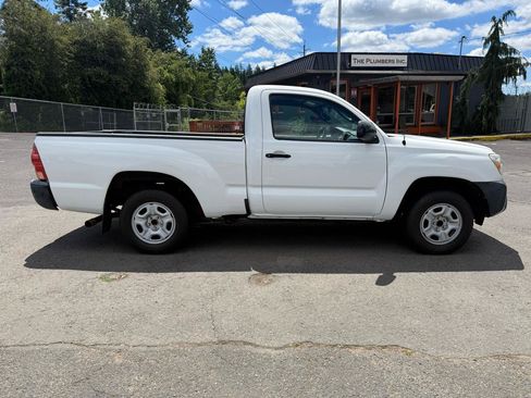 Used 2012 Toyota Tacoma 2WD Regular Cab image 6