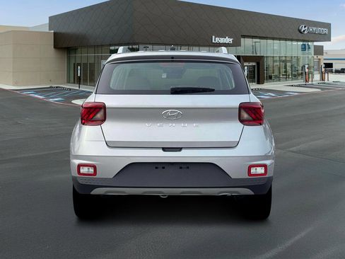 New 2026 Hyundai Venue SEL image 6
