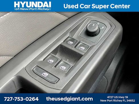 Used 2022 Volkswagen Atlas SE FWD image 29