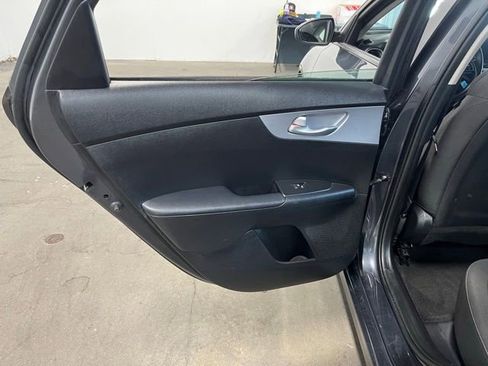 Used 2024 Kia Forte LXS FWD image 19