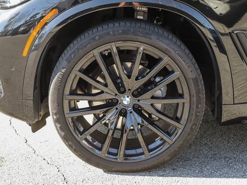 Used 2023 BMW X5 xDrive40i w/ M Sport Package image 9