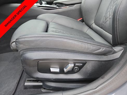 Used 2023 BMW 530i RWD image 17