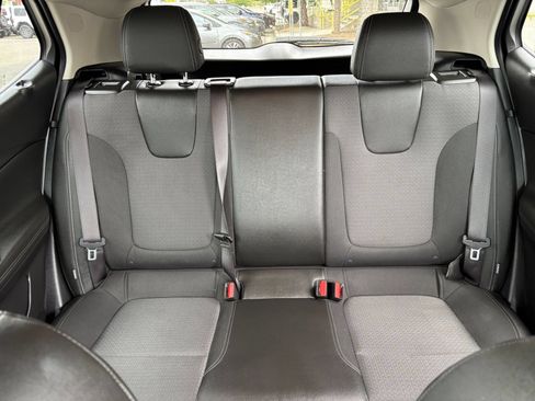 Used 2025 Buick Encore GX Preferred FWD image 36