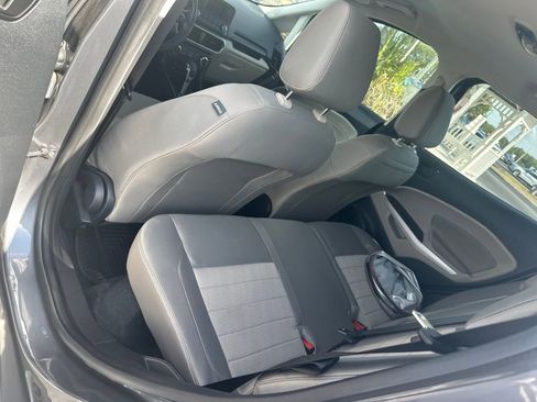 Used 2020 Ford EcoSport S FWD image 9