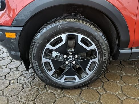 Used 2024 Ford Bronco Sport Outer Banks w/ Tech Package image 9