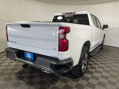 Used 2024 Chevrolet Silverado 1500 LT w/ Leather Package AWD/4WD image 8