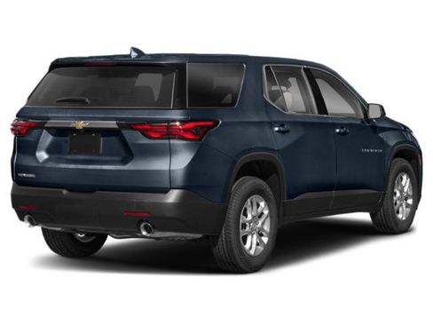 Used 2023 Chevrolet Traverse LS w/ Safety Package FWD image 2