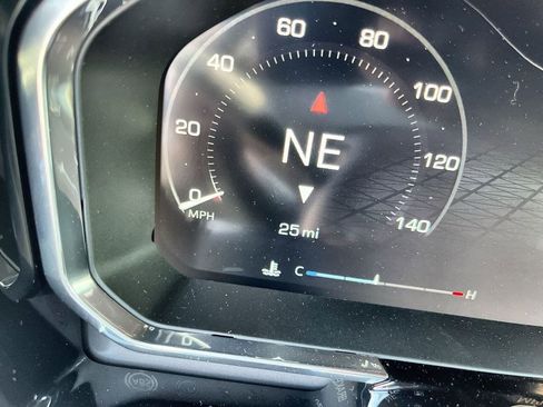 New 2026 GMC Sierra 1500 Elevation image 19