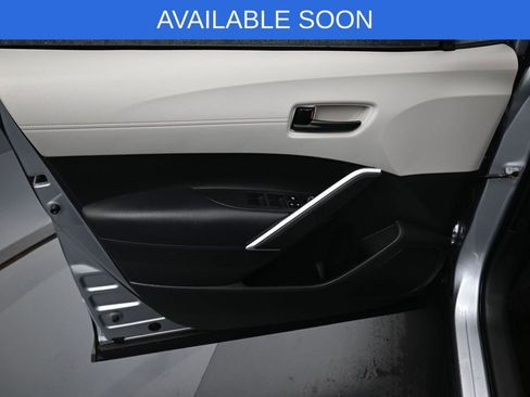 Used 2022 Toyota Corolla Cross L AWD/4WD image 10