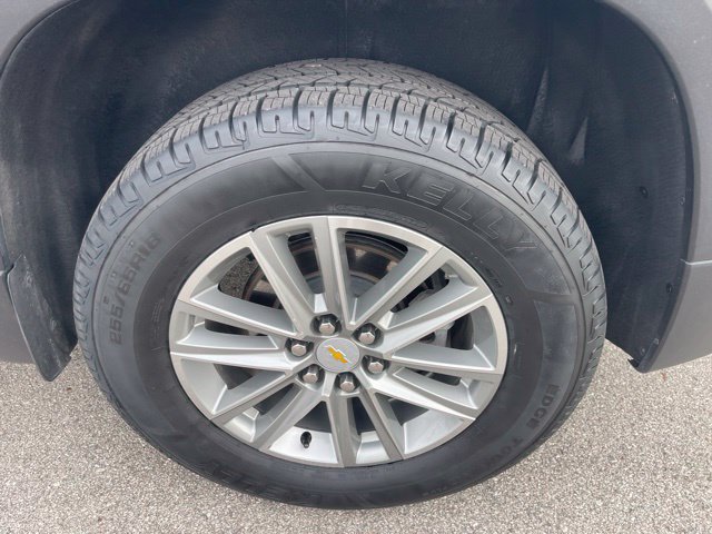 Used 2023 Chevrolet Traverse LT FWD image 31