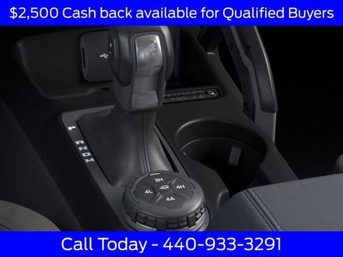 New 2025 Ford Bronco Outer Banks w/ Sasquatch Package image 19