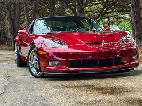 Used 2011 Chevrolet Corvette Grand Sport w/ Preferred Equipment Group RWD image 34