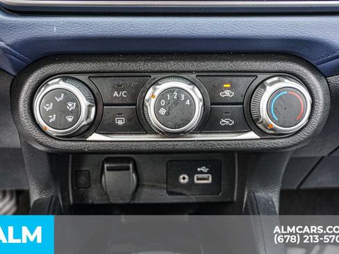 Used 2024 Nissan Versa SV FWD image 39