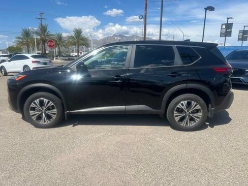 Used 2023 Nissan Rogue SV FWD image 6
