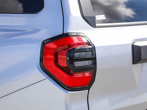 New 2026 Toyota 4Runner TRD Off-Road Premium AWD/4WD image 9
