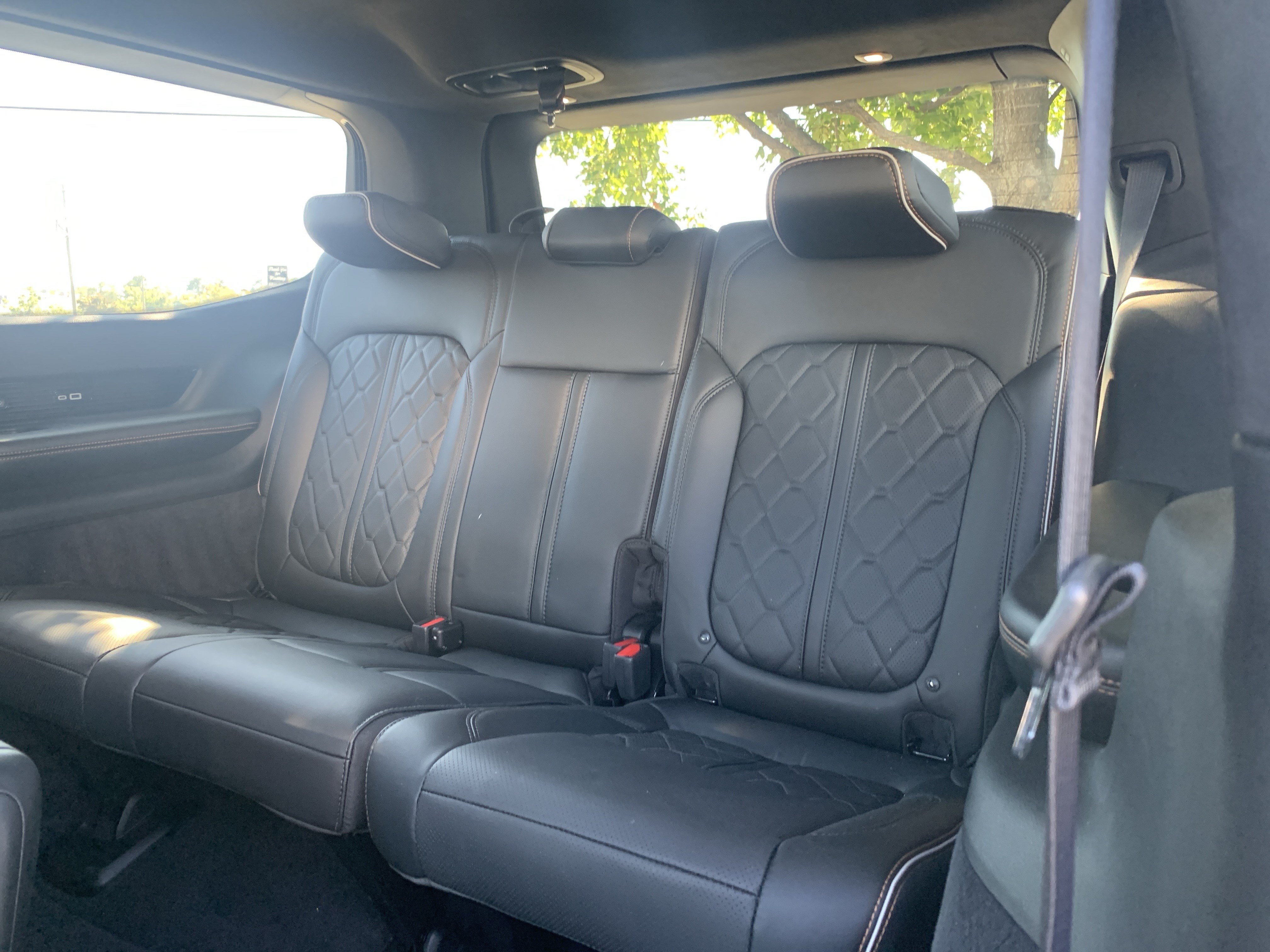 Used 2024 Jeep Grand Wagoneer Series III w/ Rear Seat Video Group 1 AWD/4WD image 33