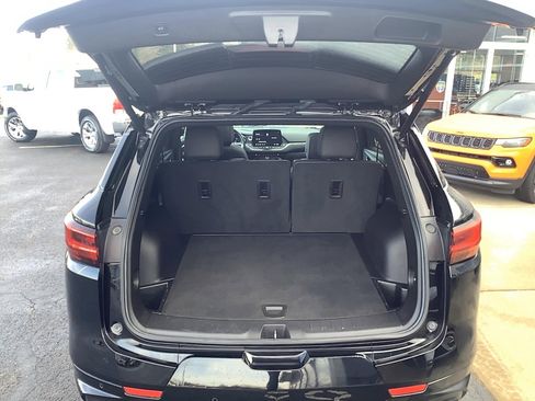 Used 2023 Chevrolet Blazer RS w/ Enhanced Convenience Package image 6