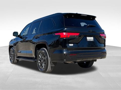 Used 2026 Toyota Sequoia Platinum image 5