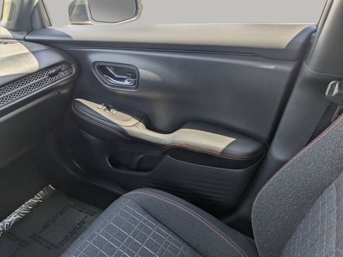 Used 2024 Honda HR-V Sport image 16
