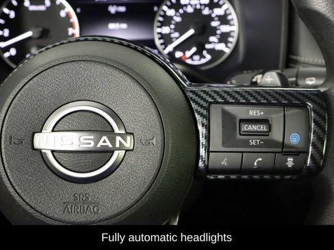 Used 2023 Nissan Rogue SV FWD image 10