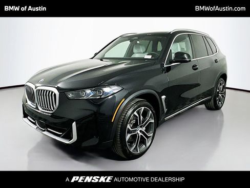 Used 2026 BMW X5 xDrive40i w/ Climate Comfort Package image 1