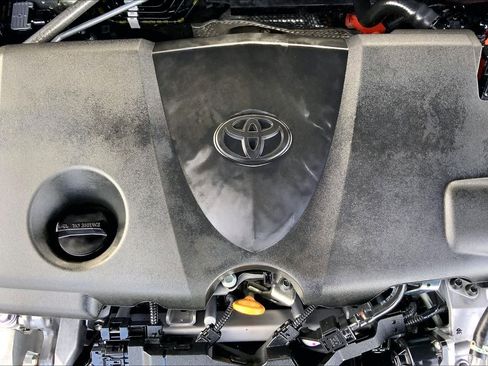 Certified 2025 Toyota Camry SE image 41