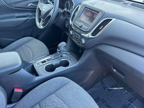 Used 2024 Chevrolet Equinox LT AWD/4WD image 19