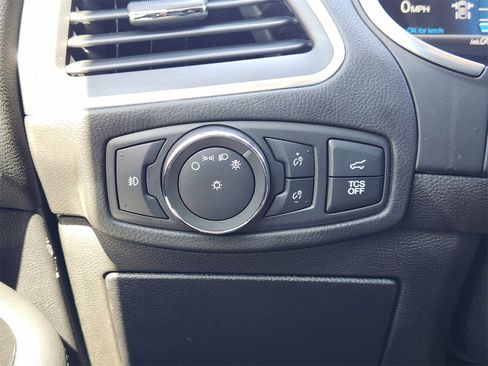 Used 2020 Ford Edge Titanium w/ Cargo Accessory Package image 31