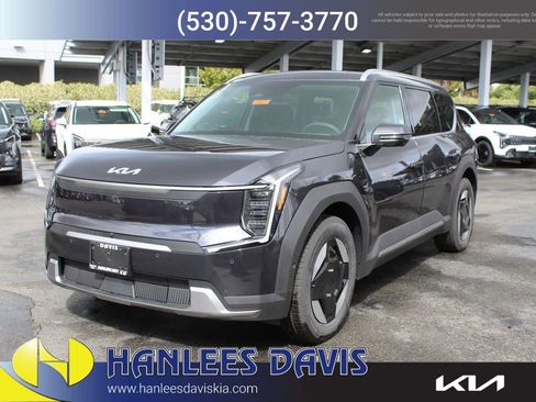 New 2026 Kia EV9 Wind AWD/4WD image 3