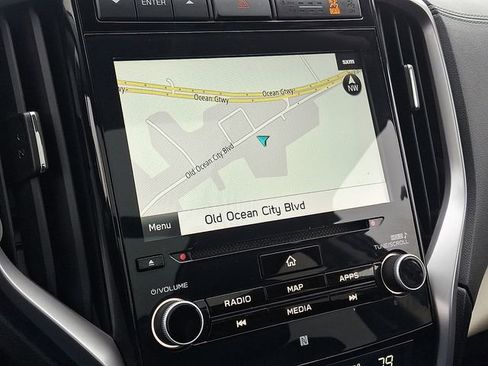 Used 2022 Subaru Ascent Limited w/ Technology Package image 18