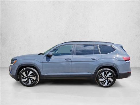 New 2026 Volkswagen Atlas SE image 9